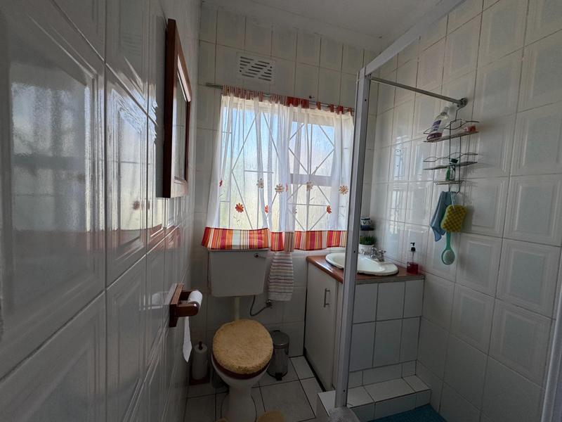 4 Bedroom Property for Sale in Athlone Western Cape